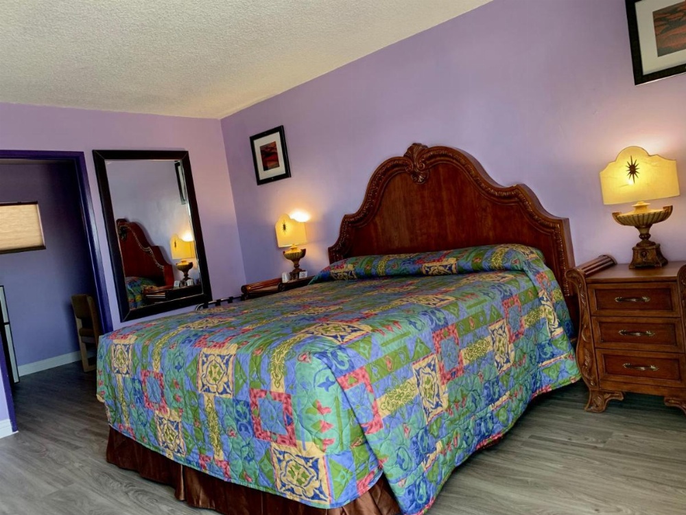 Walden Motel Image 19
