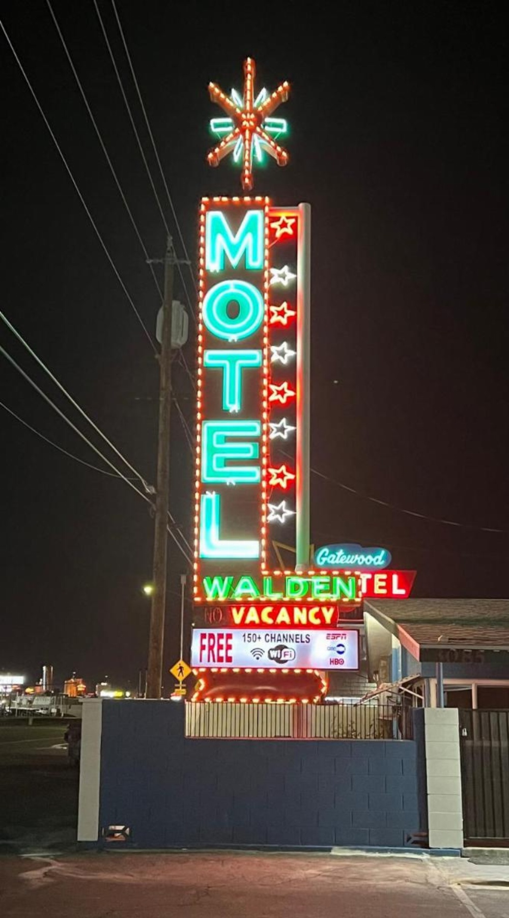 Walden Motel Image 24