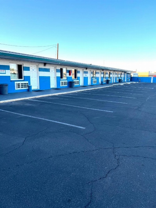 Walden Motel image 6